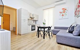 Holiday rental San Lorenzo district